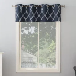 The Big OneĀ® Kentfield Embroidery Room Darkening Valance