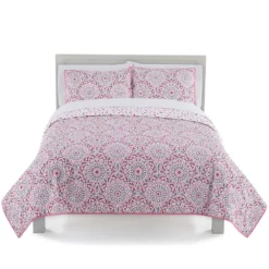 The Big One® Mila Medallion Print Reversible Quilt Set